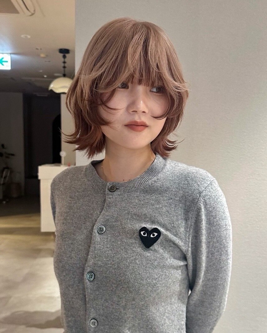 ピンクベージュ/表参道/原宿/ウルフボブ/ブリーチ