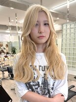 サンクプロジェクト(cinq PROJECT)&nbsp;抜きっぱなしブロンドのミディアムレイヤー◎