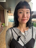 フィルム(FiLMs)&nbsp;ミディアムレイヤー/ぱっつんバング/顔まわりカット