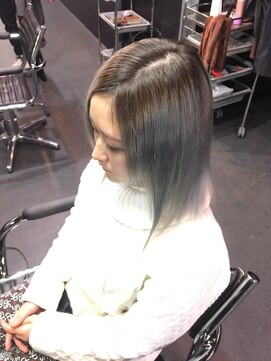 ゾーマ(ZOUMA) ホワイトアッシュ 外国人風 TRICKSTYLE☆