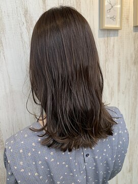 ジーナ 銀座(Zina) 外ハネミディアム【モンブラングレー】