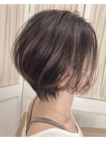 ヘアー カフェ コトノハ(hair cafe kotonoha) 【コトノハ】3Dハイライトエアーストレート小顔　耳だしショート