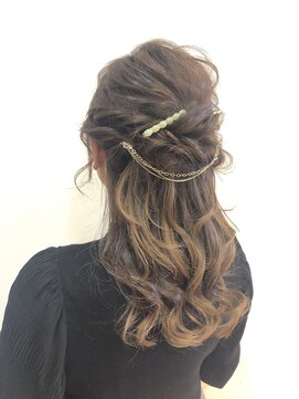 フリーズ 川西店(Freez) ハーフアップ/結婚式/ヘアアレンジ/セミロング/ロング