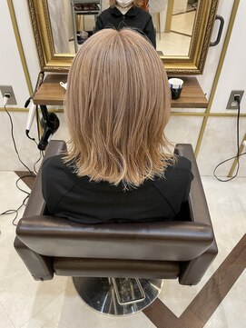 レム 長野(REM) ハイトーンベージュ!