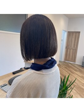 トウキ(touki) ミディアムボブ