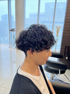 オプスヘアーフェリース(OPS HAIR feliz) 波巻きパーマ×刈り上げマッシュ