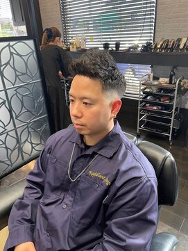 ヒロザバーバー(HIRO THE BARBER) ツイスト×スキンフェード　宇部市/理容室/理容院/メンズカット