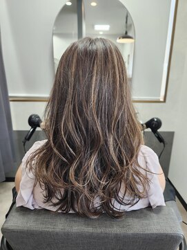 テーラヘアー 土気あすみが丘店(TELA HAIR) ロングレイヤー×3Dベージュカラー