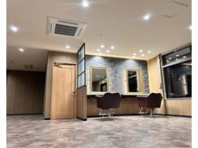 ハナリア(hanaria*)の雰囲気（ラグジュアリーな雰囲気の店内で非日常空間を☆）