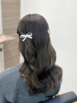 エメリー 静岡呉服町店(AMELY) ヘアセット/ルーズハーフツイン