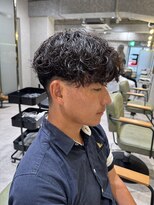 ゼスト リル 新宿(ZEST lill)&nbsp;シャドウパーマ くせ毛風 新宿 塩澤太一