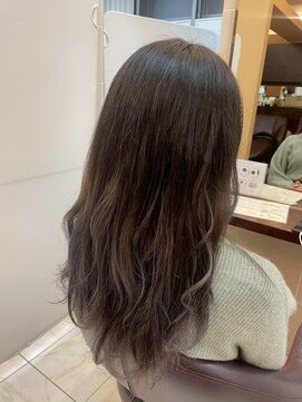 髪質改善/顔周りレイヤーカット/グレージュ[千葉/千葉駅]