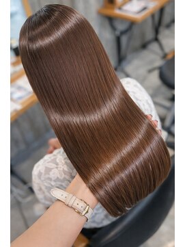 ロロネー 池田(Lolonois) 髪質改善カラー × ショコラブラウン 美髪