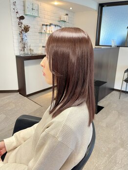 リリ(RiRi)の写真/トリートメントで輝く!理想のツヤ髪へ♪