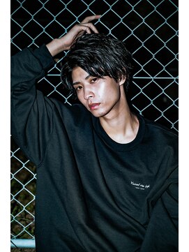 クロムトウキョウ ザ バーバー 新宿本店(CHROM TOKYO the Barber) 王道センターパート