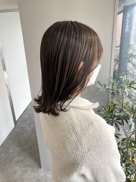 シア(sia) オフィスでも◎透け感ハイライト