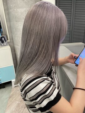 ルーブ トウキョウ(Loob. TOKYO) ミルクティーベージュ切っぱなしボブタッセルボブハイトーン韓国