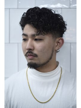 メリケンバーバーショップ フクオカ(MERICAN BARBERSHOP FUK) べリーショートダークアッシュニュアンスパーマ韓国マッシュ