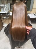 ツヤ髪ストレート