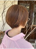 伸ばしかけでも可愛いショートボブ