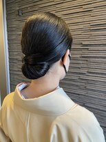 アイシー ヘアーメイク(ic hair make) ツヤツヤシニヨン