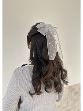 ルシードスタイル ナチュールトゥ(LUCIDO STYLE nature to) 編み込みハーフアップ