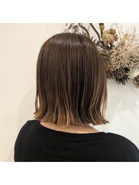 マド ヘア(mado hair) 切りっぱなしボブ