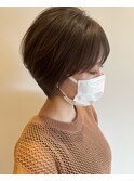 ショートボブ×ベージュ_市川