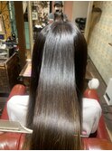 ミストバングくびれヘアぶつ切りボブブルーグレージュ冬カラー