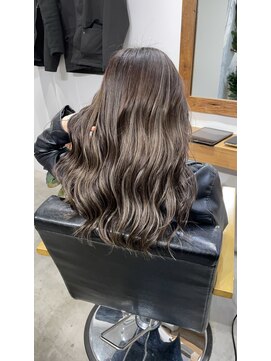 ローレル(Laurel) Laurel○心斎橋○岩原基典○ハイライト○グレー