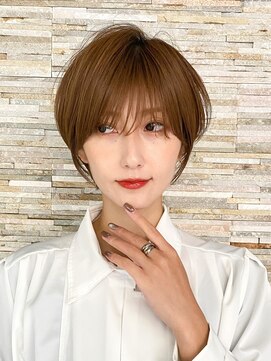 ロビー 表参道(ROBBY) 前髪あり/20代30代40代/ひし形レイヤーショートボブ/表参道