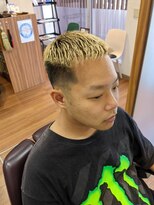 ブルブンガ(Berbunga) 【アイロンパーマ】ブリーチカラー濡れパン×スキンフェード