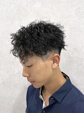 縁 ハナレ(en 870) ツイストショート　七三　シチサン　フェード