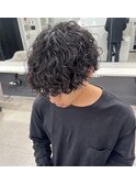 大きめカールなカーリーパーマ