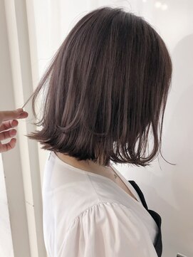 クールブ(Courbe) 艶感たっぷり♪ナチュラルベージュ