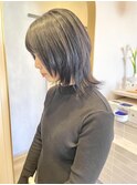 伸ばしかけにおすすめ◎ミディアムウルフヘア