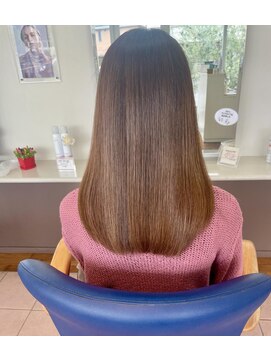 アトリーチェタ 田富店(ATTRICE) ストレート/ミディアム／髪質改善/ツヤ感カラー/