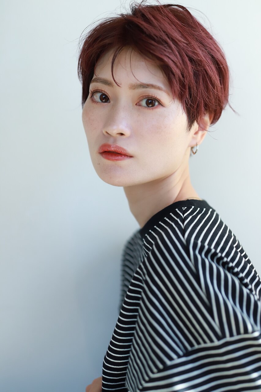  【人気・定番メニュー】オーガニックカラー(根元)+デザインカット+TR ￥4400