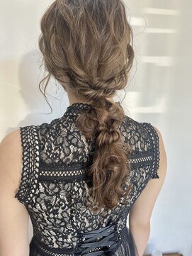 ラックセカンドスペース(LUCK 2nd SPACE) 【お呼ばれヘアセット】ゆるふわ編み下ろしスタイル　畑瀬彩華