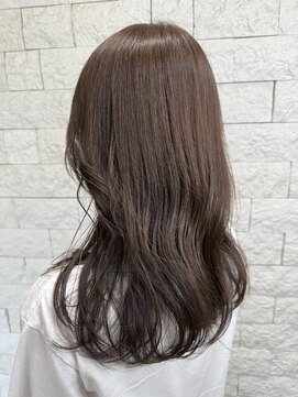 ラヴリア カミツ(LOVERIA KAMITSU) 柔らかい茶色