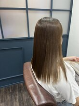 オーセンティック(AUTHENTIC)