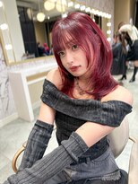 アマンドール(Aman D'or)&nbsp;"憧れのヨジャ髪に"ピンクボルドー×韓国風ハッシュカット