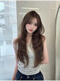 グレージュ×レイヤーカット