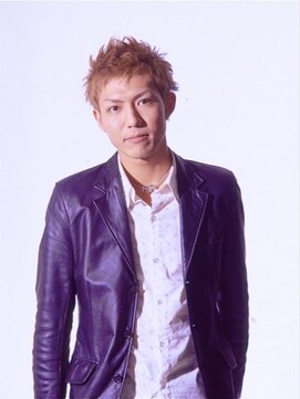 アトリエ エス atelier es HAIRDESIGN メンズショート/ハイトーン/メンズカット/アップバング/短髪/夏