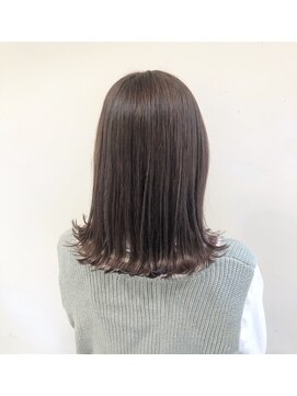 リー 枚方(Lee) フェミニンアッシュ