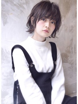 マノン バイ エイチ(MANON by H) 《MANON by H》外ハネショート×フリンジバング