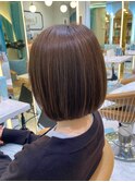 大人かわいい首元すっきり内巻きワンレンボブ