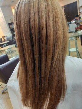 シャンプーボーイ ハイトーンベージュ