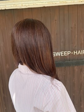 スウィープヘア(Sweep Hair) 柔らかいベージュにほんのりピンク系カラーを