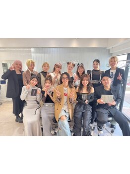 《美容室版ミシュランカミカリスマ2024 W受賞》実力派スタイリスト多数在籍★あなたの理想を叶えます